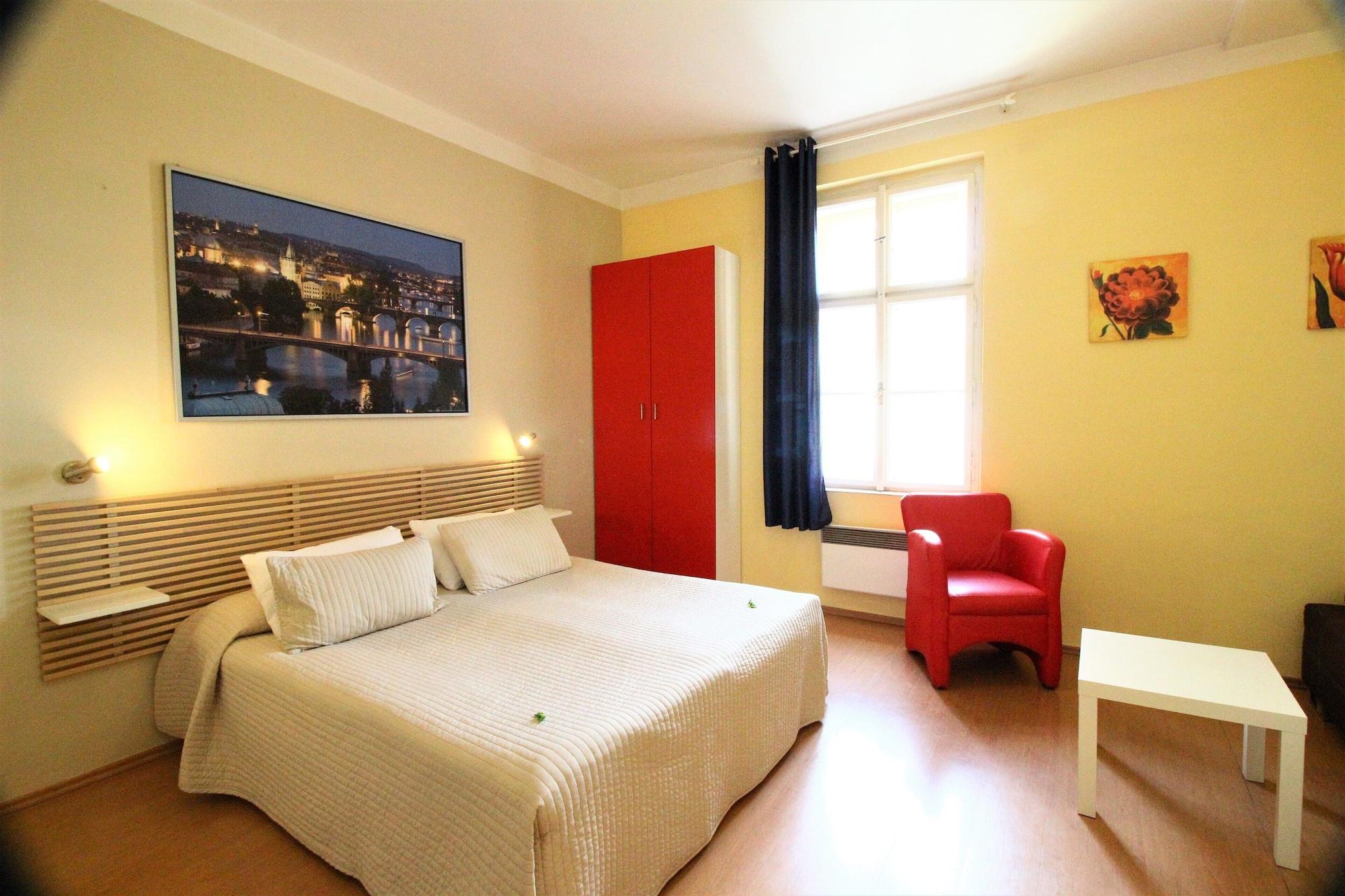 City Lounge Crown Hotel Praha Bagian luar foto