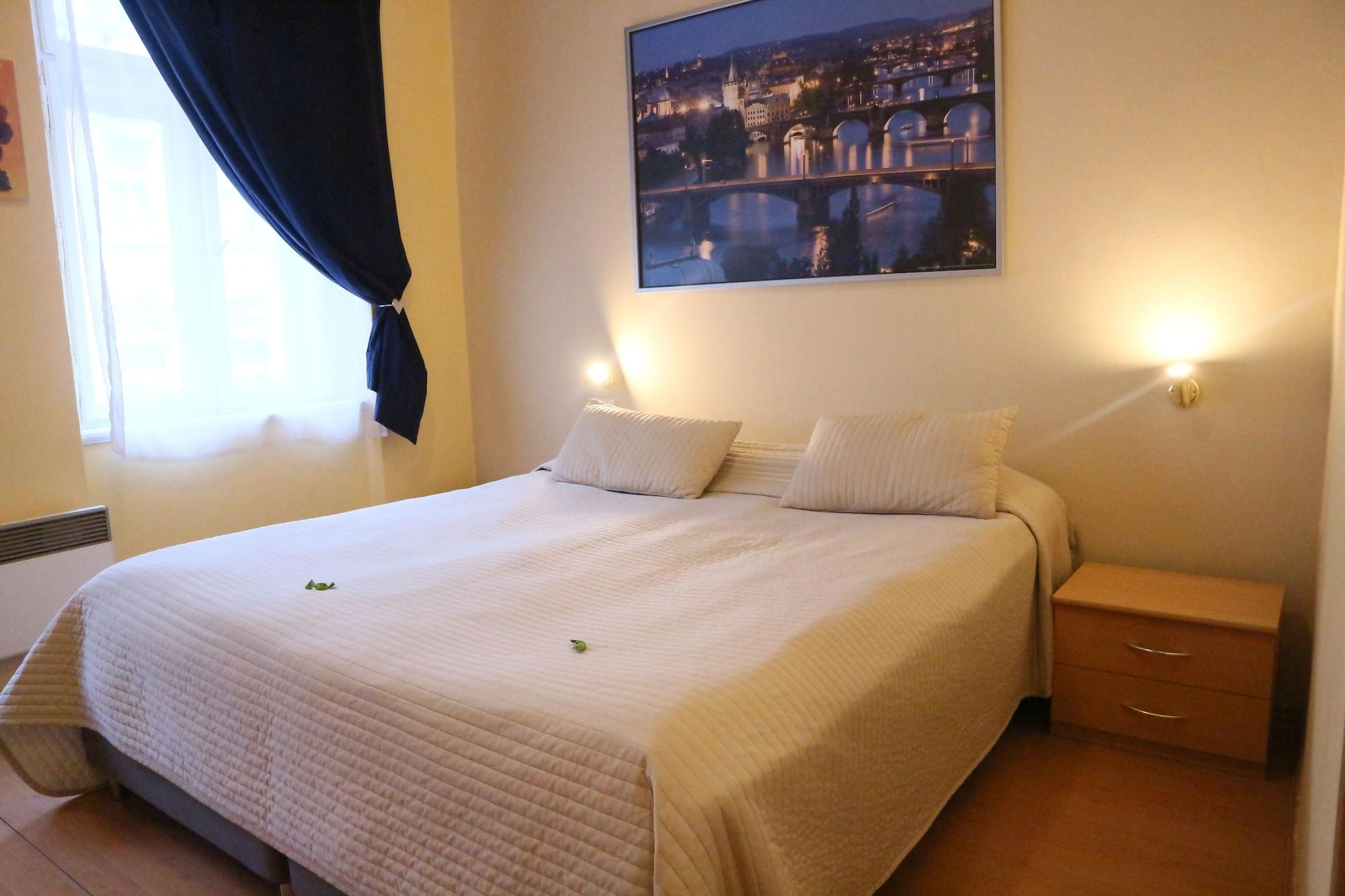 City Lounge Crown Hotel Praha Bagian luar foto